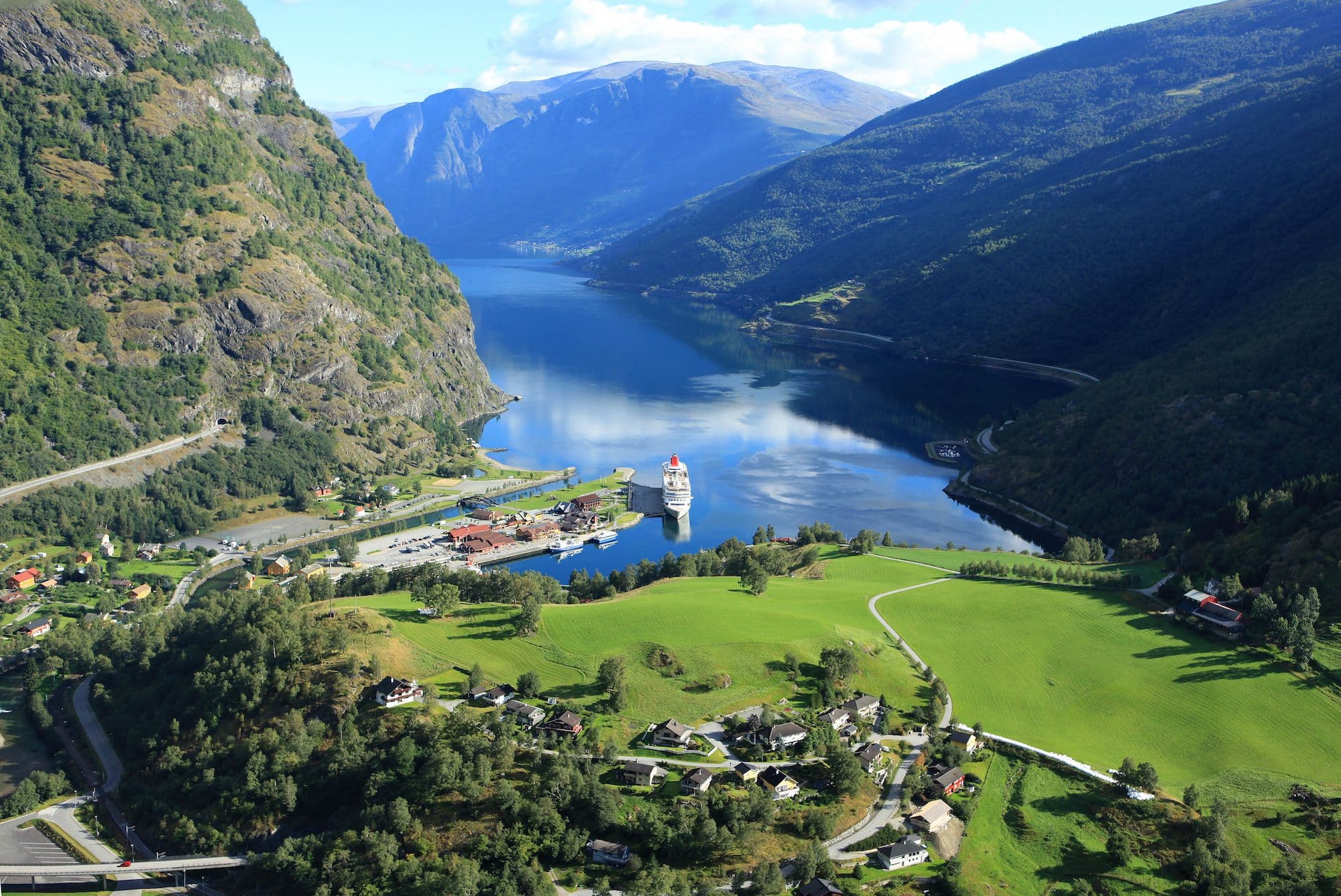 Ready to plan your Flåm trip?