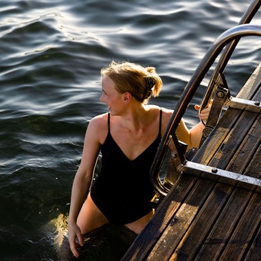 Floating sauna in Oslo - things to do in Oslo - in the water, the Oslofjord, Norway