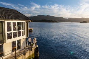 Ting å gjøre i Bergen - Fjordcruise og lunsj hos Cornelius på Holmen, lunsj med utsikt
