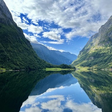 Der UNESCO Nærøyfjord - Fähre Kaupanger - Gudvangen, Norwegen