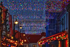 Die Farbstraße in Stavanger zu Weihnachten - Norwegen