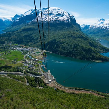 Teleférico Loen Skylift - Loen, fiordo de Nord, Noruega