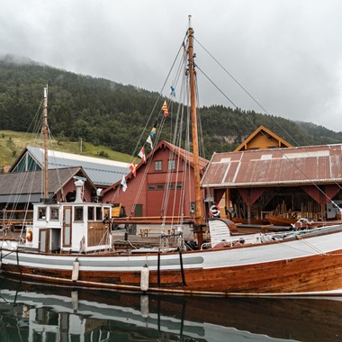 Hardanger Schiffsschutzzentrum - Norheimsund, Hardangerfjord, Norwegen