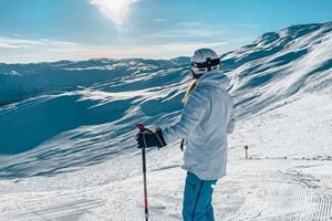 Sonne auf der Skipiste - Skigebiet Myrkdalen, Norwegen