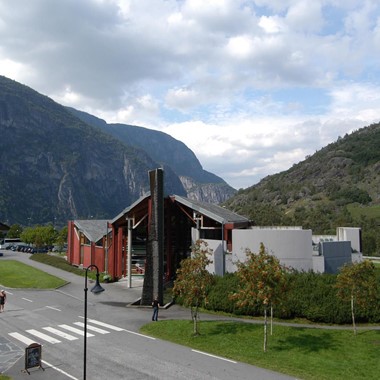 Norwegian Nature Center Hardanger - trip to Vøringsfossen from Eidfjord, Norway