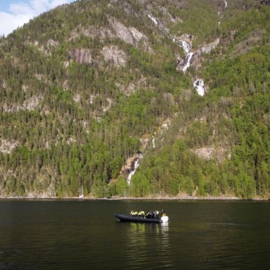 RIB-boat tour in Ulvik