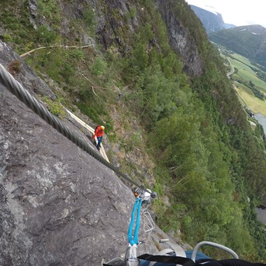 Romsdalsstigen Via Ferrata - Einführungswand - Aktivitäten in Åndalsnes, Norwegen