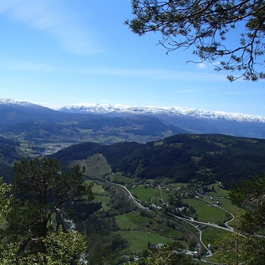 Panoramic view - guided mountain hike to Sverrestigen from Voss, Norway
