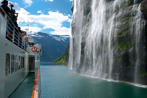 Brudesløret waterfall   -  Geirangerfjorden, Norway