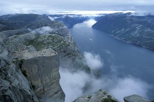 El Púlpito y el fiordo de Lyse - Stavanger, Noruega