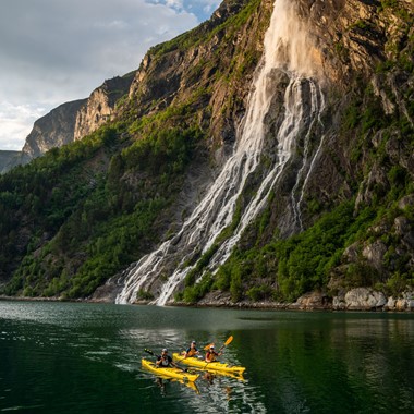 Kayak desde el fiordo de Tafjord hasta Valldal