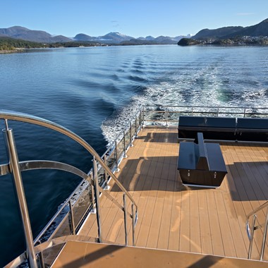 Fjord - og Dyreliv Cruise fra Tromsø - på dekket