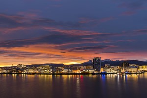 Bodø Skyline by night - Lofoten i et nøtteskall med Fjord Tours 