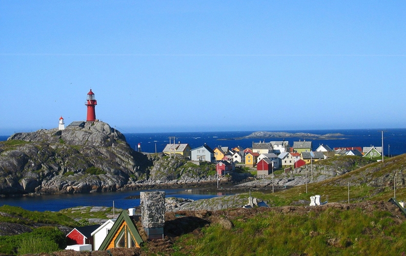 Round trip to Finnøya & Ona Lighthouse