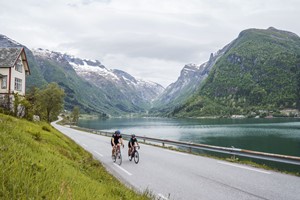 Sykkeltur ved Sognefjorden - Balestrand