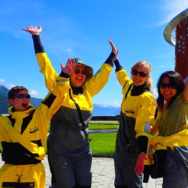 Things to do in Balestrand - Guided kayak trip on the Sognefjord, Happy paddlers, Norway