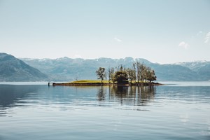 Den vakre Hardangerfjorden - Rib båttur på Hardangerfjorden fra Øystese