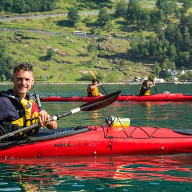 Tour en kayak por el fiordo de Geiranger