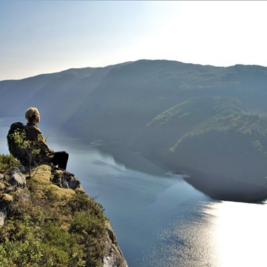 Vakker utsikt over Sørfjorden - Guidet fjelltur til Bergsrinden fra Bergen