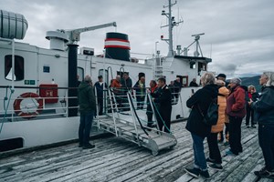 Ting å gjøre i Tromsø - Klar for å stige ombord - Hvalsafari Skjervøy - Tromsø