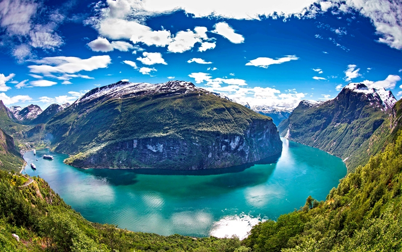 Geirangerfjord & Norway in a nutshell®