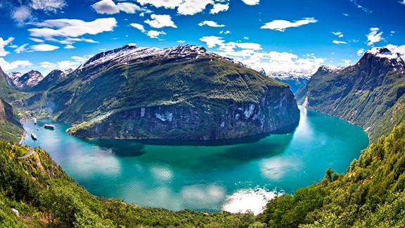 ¿Vas a viajar al fiordo de Geiranger? Descubre los mágicos fiordos de Noruega con el tour Fiordo de Geiranger y Norway in a nutshell®