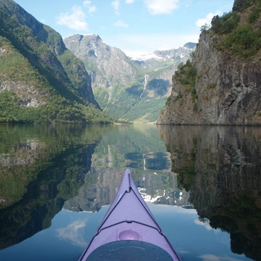 Things to do in Flåm - 3 hour kayak trip on a quiet Aurlandsfjord - Flåm, Norway