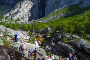 Aktivitäten in Odda - ein Hauch frischer Luft an den Hängen der Trolltunga - klassische Wanderung, Odda, Norwegen