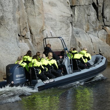Aktivitäten in Stavanger - rasante RIB-Bootsfahrt zum Preikestolen von Stavanger, Norwegen