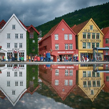 En blikkstille dag på Bryggen i Bergen - Bergen