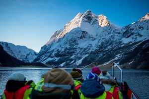 RIB-Bootsfahrt im Winter in Flåm - Flåm,  Der Nærøyfjord, Norwegen