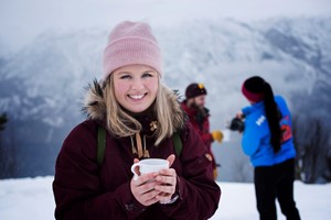 Kakaopause - Schneeschuhwandern und Ægir-Wikinger-Abendessen - Flåm, Norwegen
